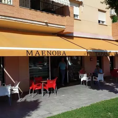 Toldo para cafeter&iacute;a en M&aacute;laga