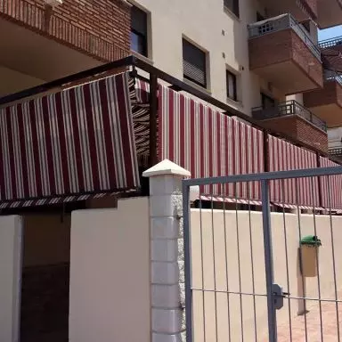 Toldo para Terraza de palilleria con quita vientos