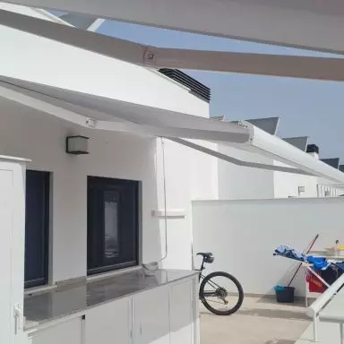 fabricacion instalacion toldo cofre malaga 01